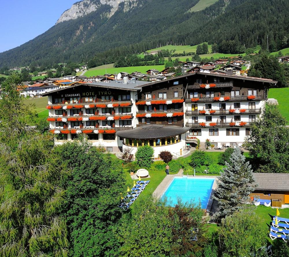 Ferienhotel Tyrol Soell Am Wilden Kaiser Exterior photo
