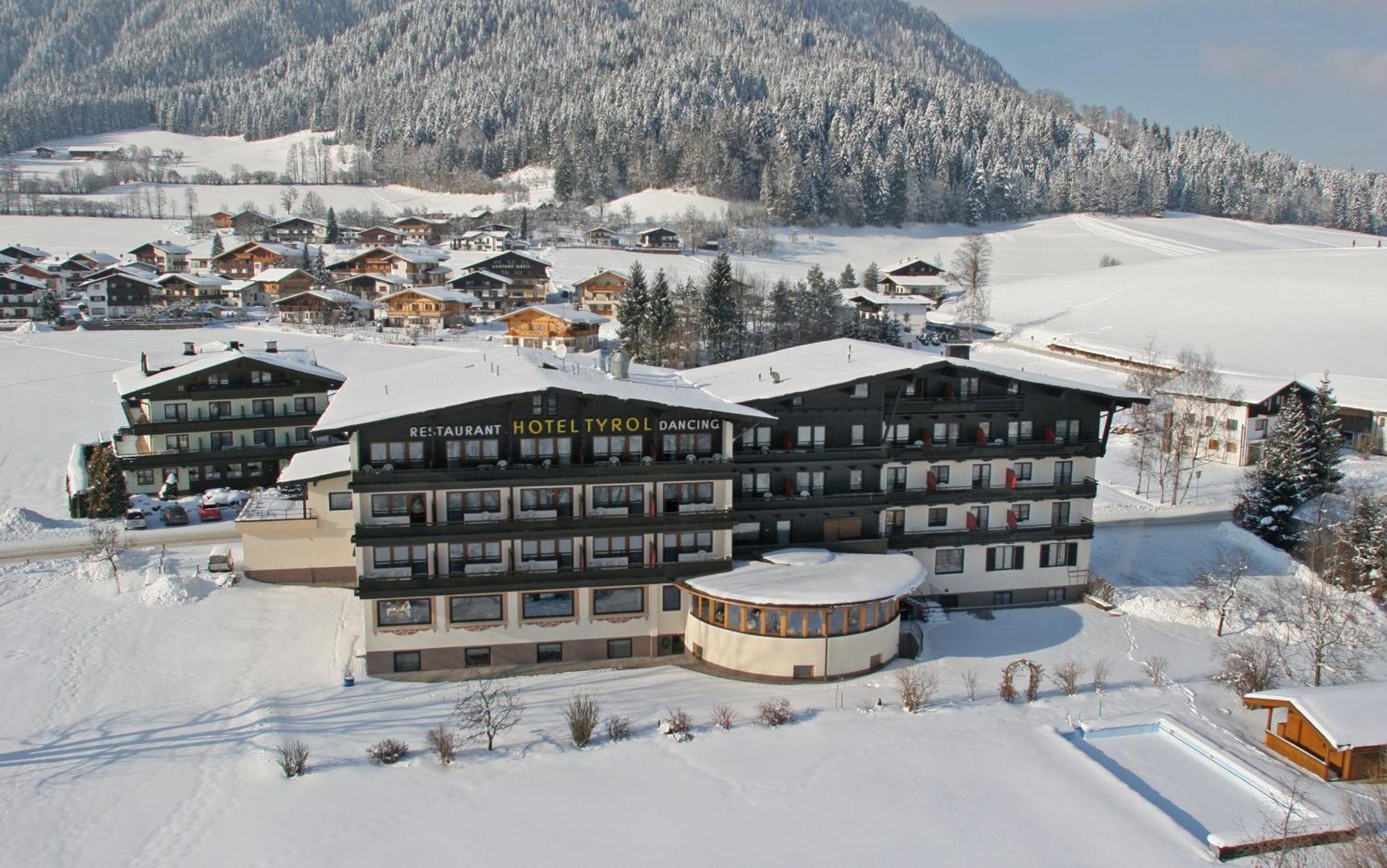 Ferienhotel Tyrol Soell Am Wilden Kaiser Exterior photo