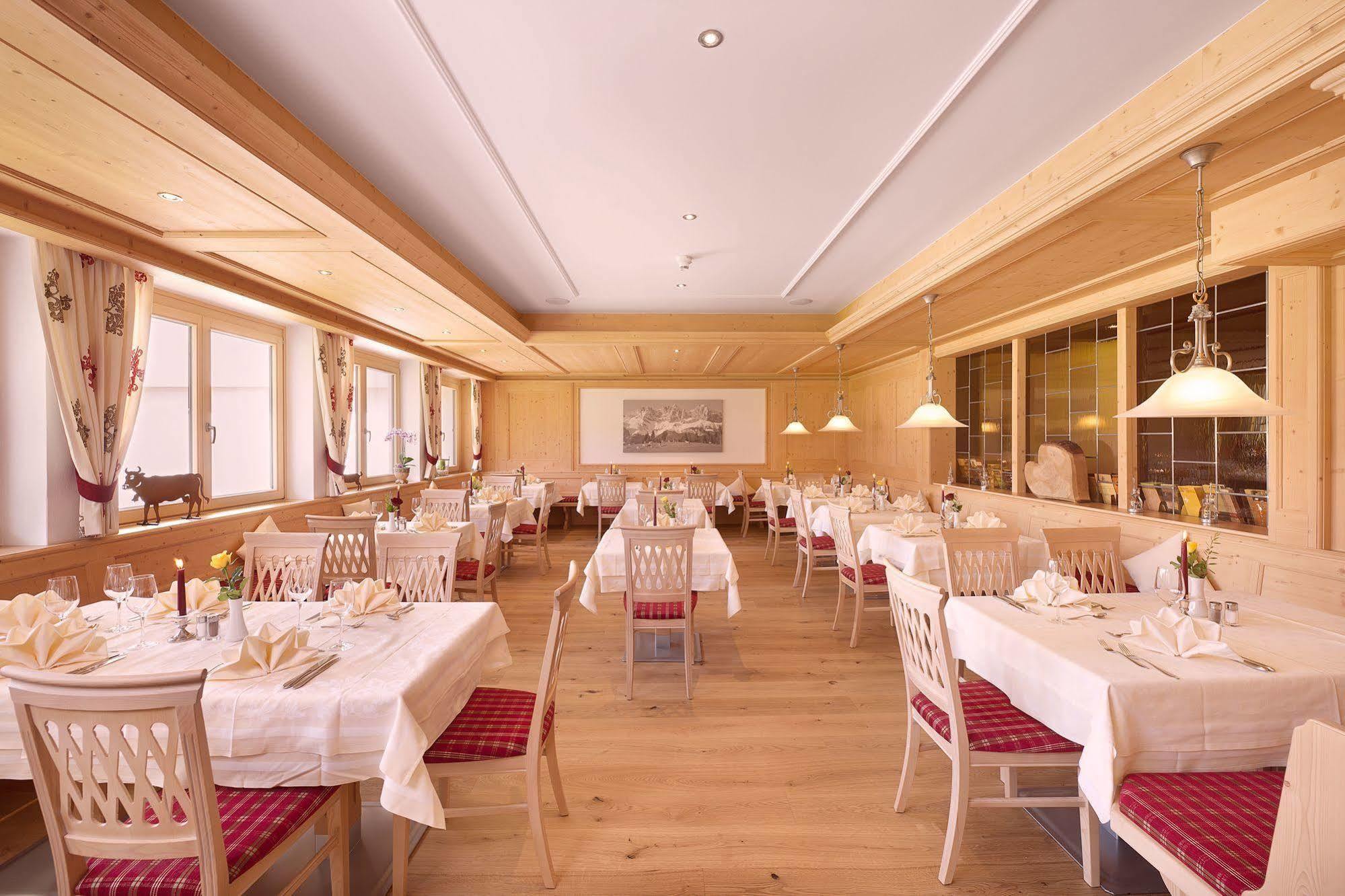 Ferienhotel Tyrol Soell Am Wilden Kaiser Exterior photo