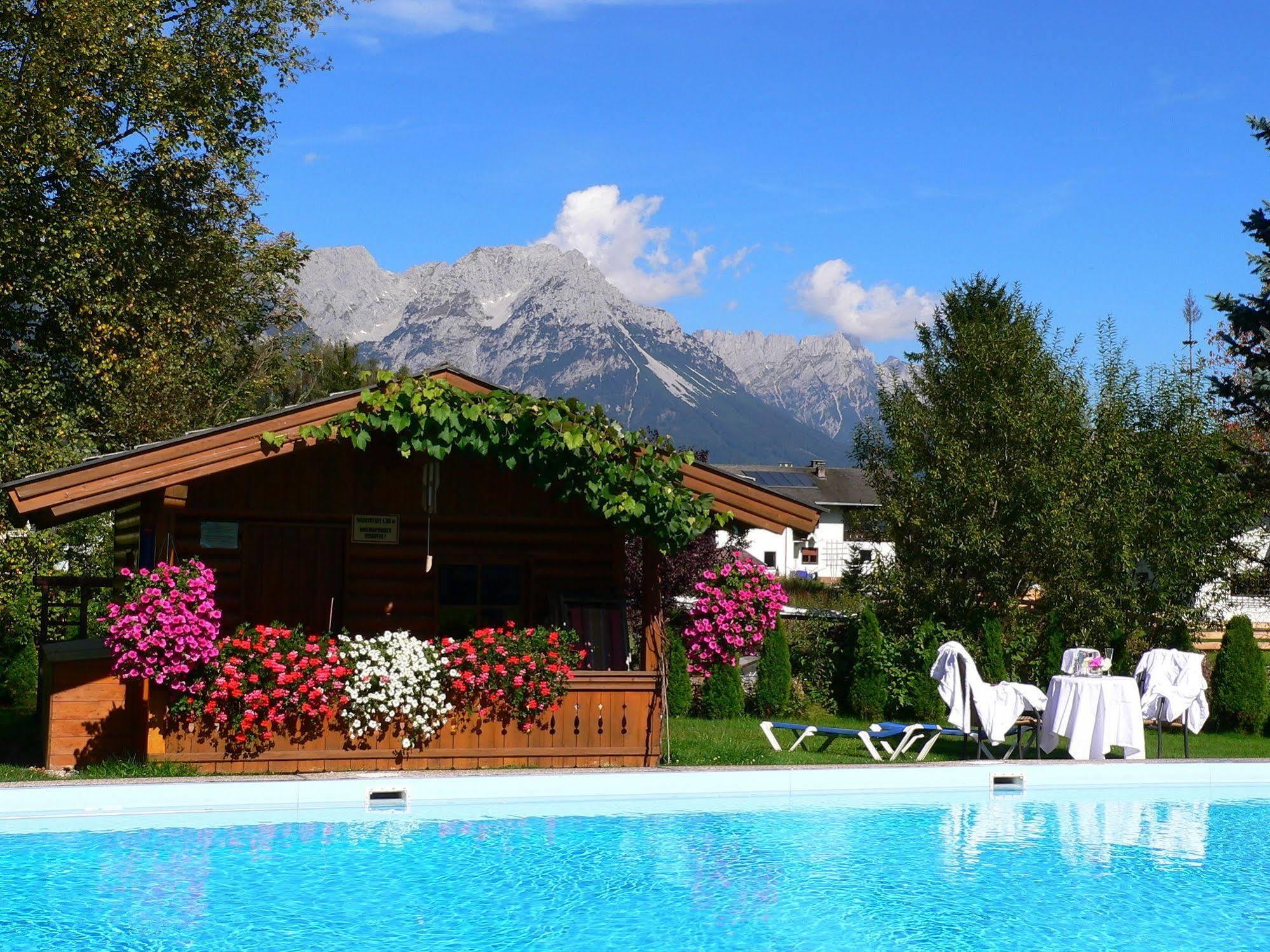 Ferienhotel Tyrol Soell Am Wilden Kaiser Exterior photo