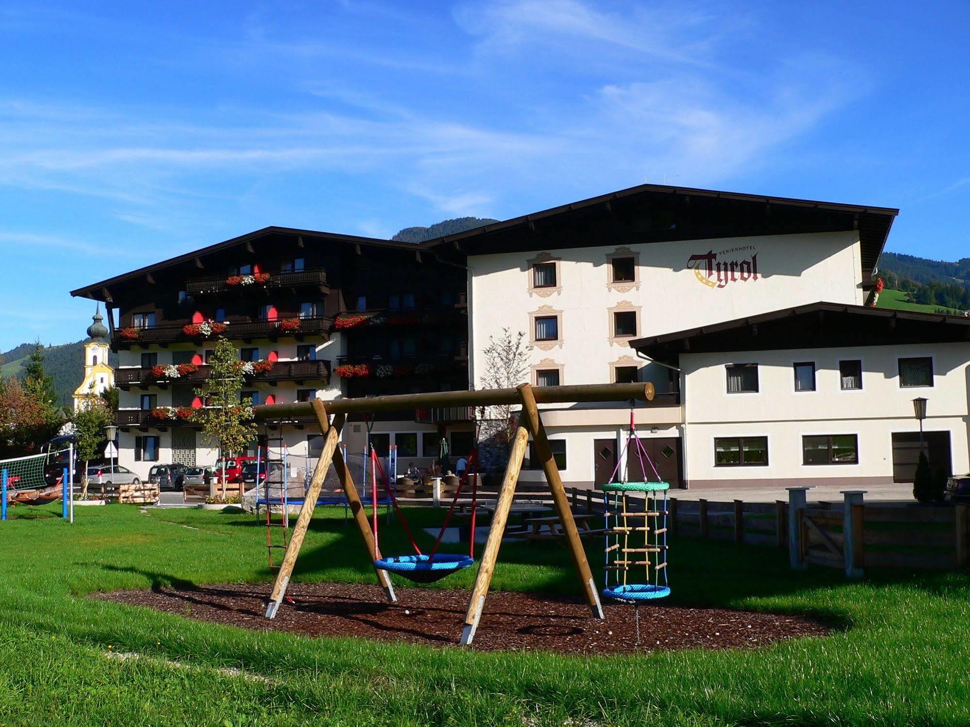 Ferienhotel Tyrol Soell Am Wilden Kaiser Exterior photo
